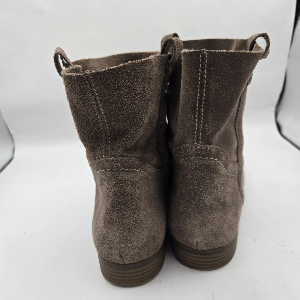 Frye & Co Sarah Shortie Ankle Booties Brown Soft Suede Pull On Womens Size 8.5M - Picture 6 of 10